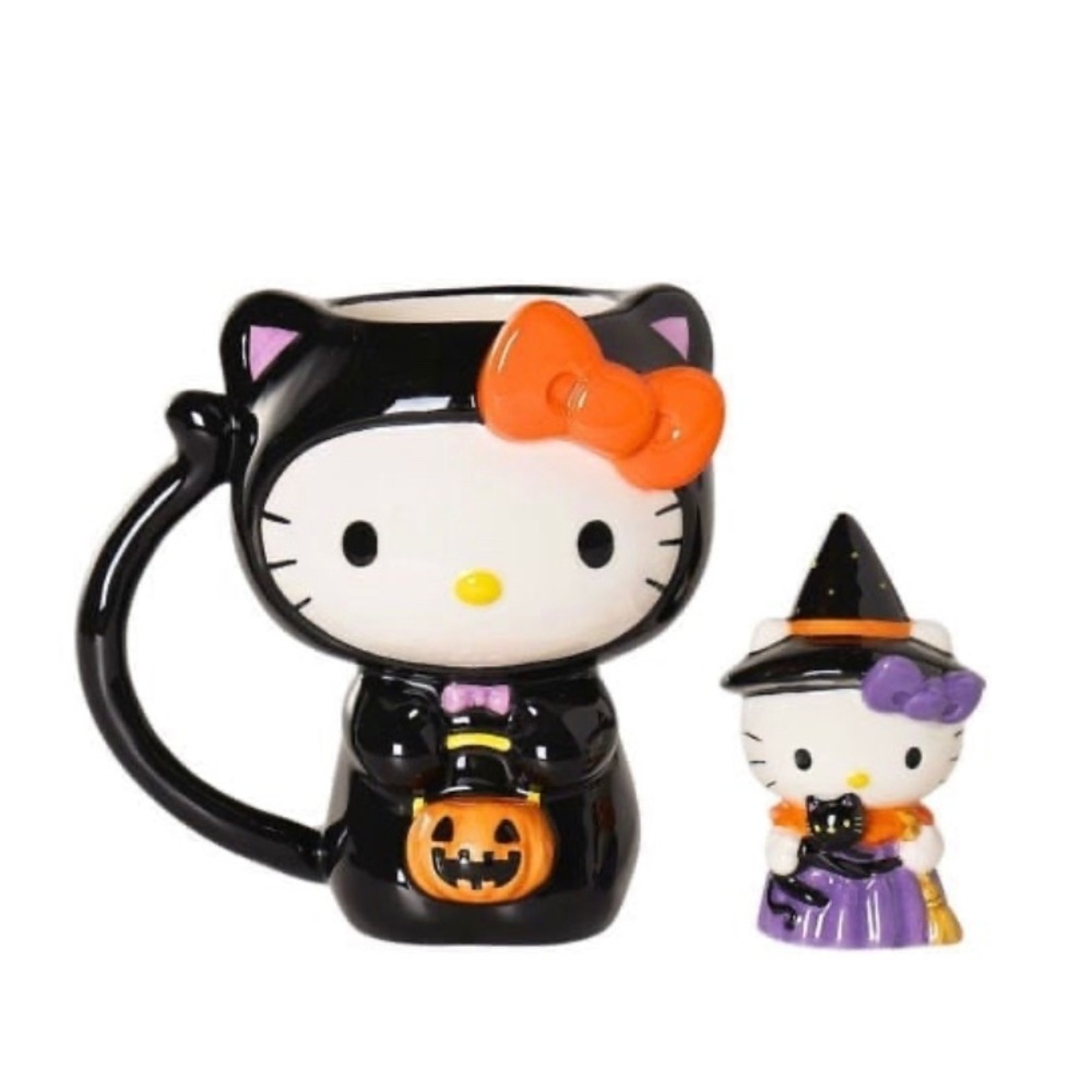 Hello Kitty Mug and Figurine set☕️🤍